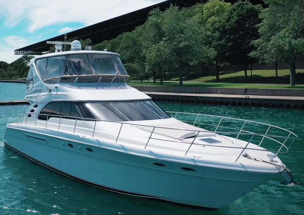 Chicago Yacht Rentals: Exploring the Best of Lake Michigan